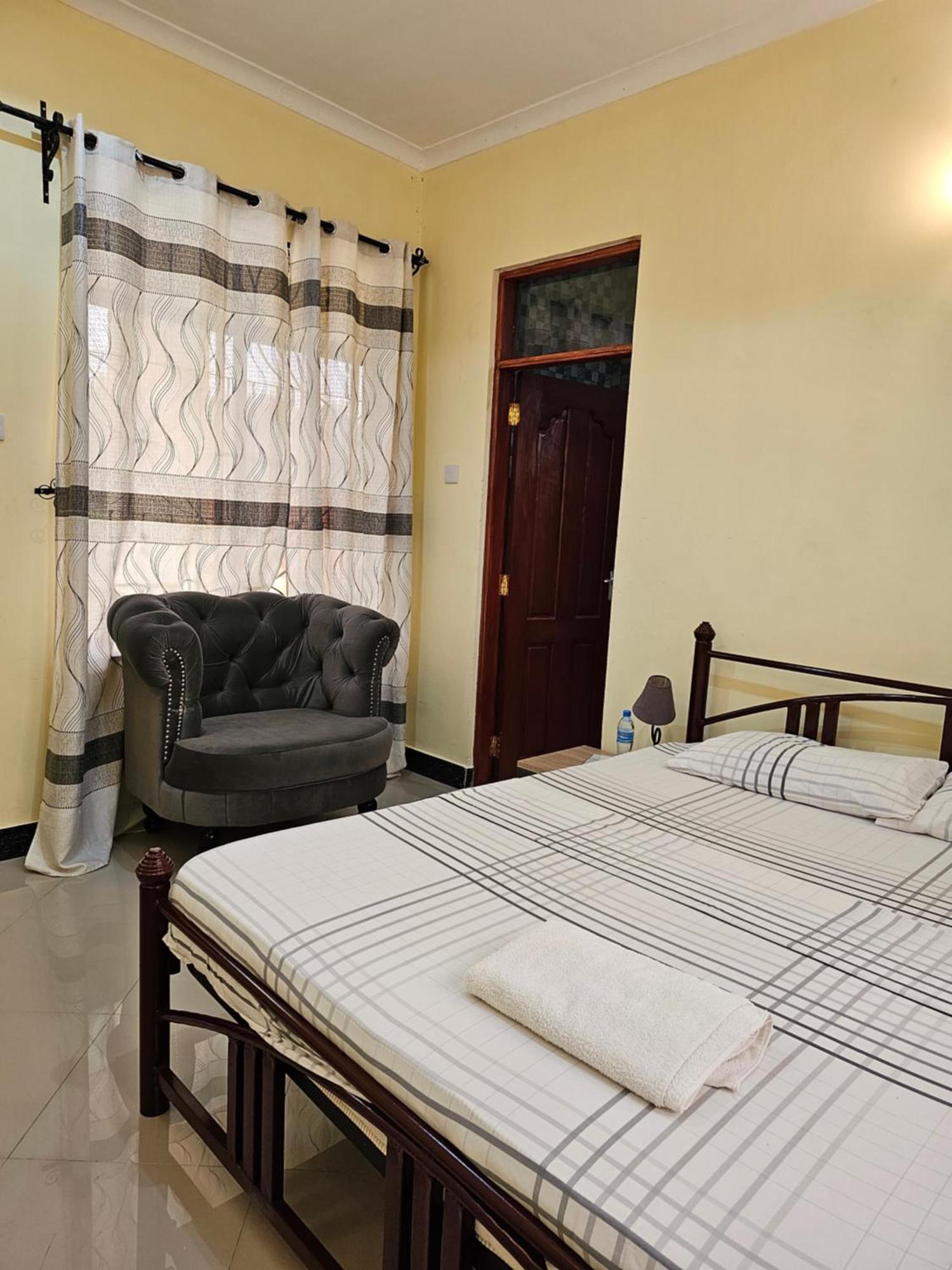 B-More Comfort Stay Boma la Ngombe Buitenkant foto