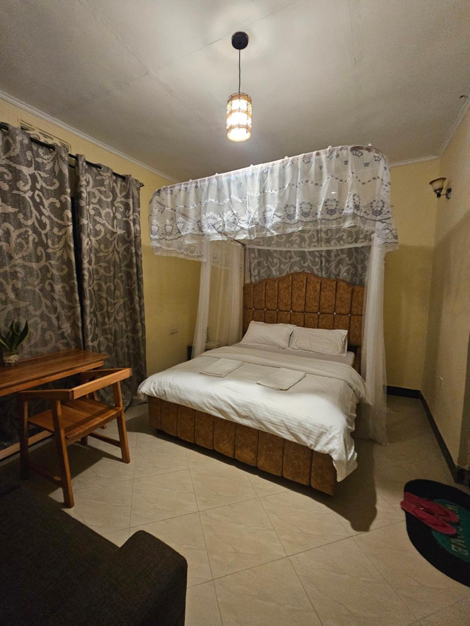 B-More Comfort Stay Boma la Ngombe Buitenkant foto